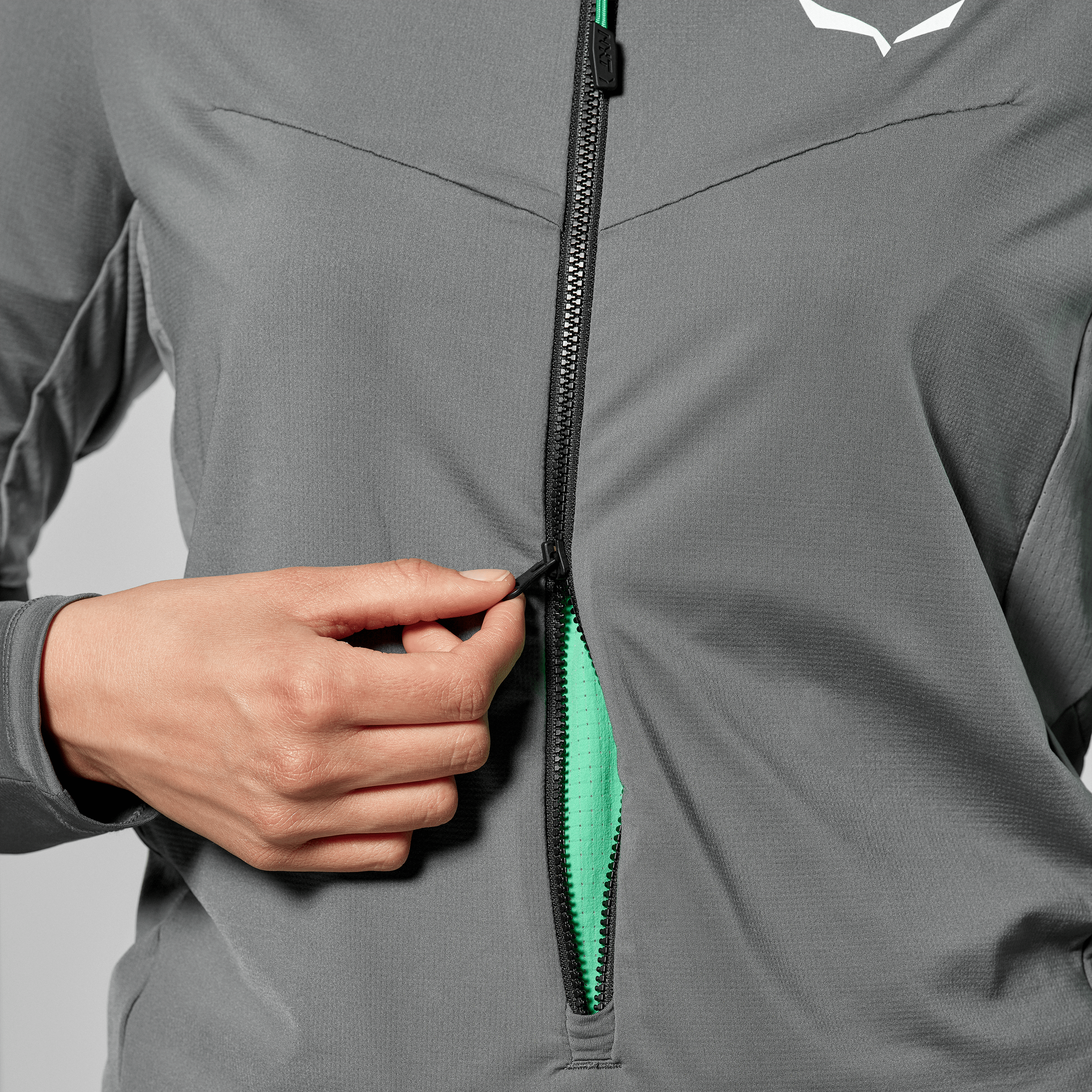 T-shirt da donna con zip a metà NXT Hybrid